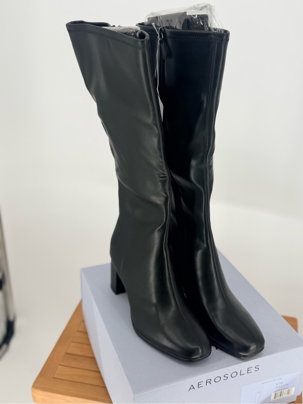 New Aerosoles Black Knee-High Block Heel Boots size 8.5